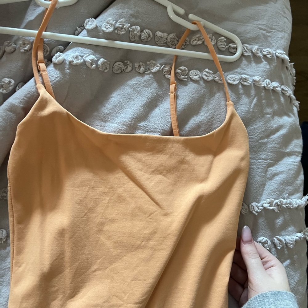 Melon thong Aritzia bodysuit!